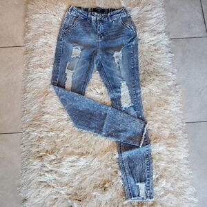 Women's Distressed Skinny Jeans Elastic Waist Bleach Wash‎